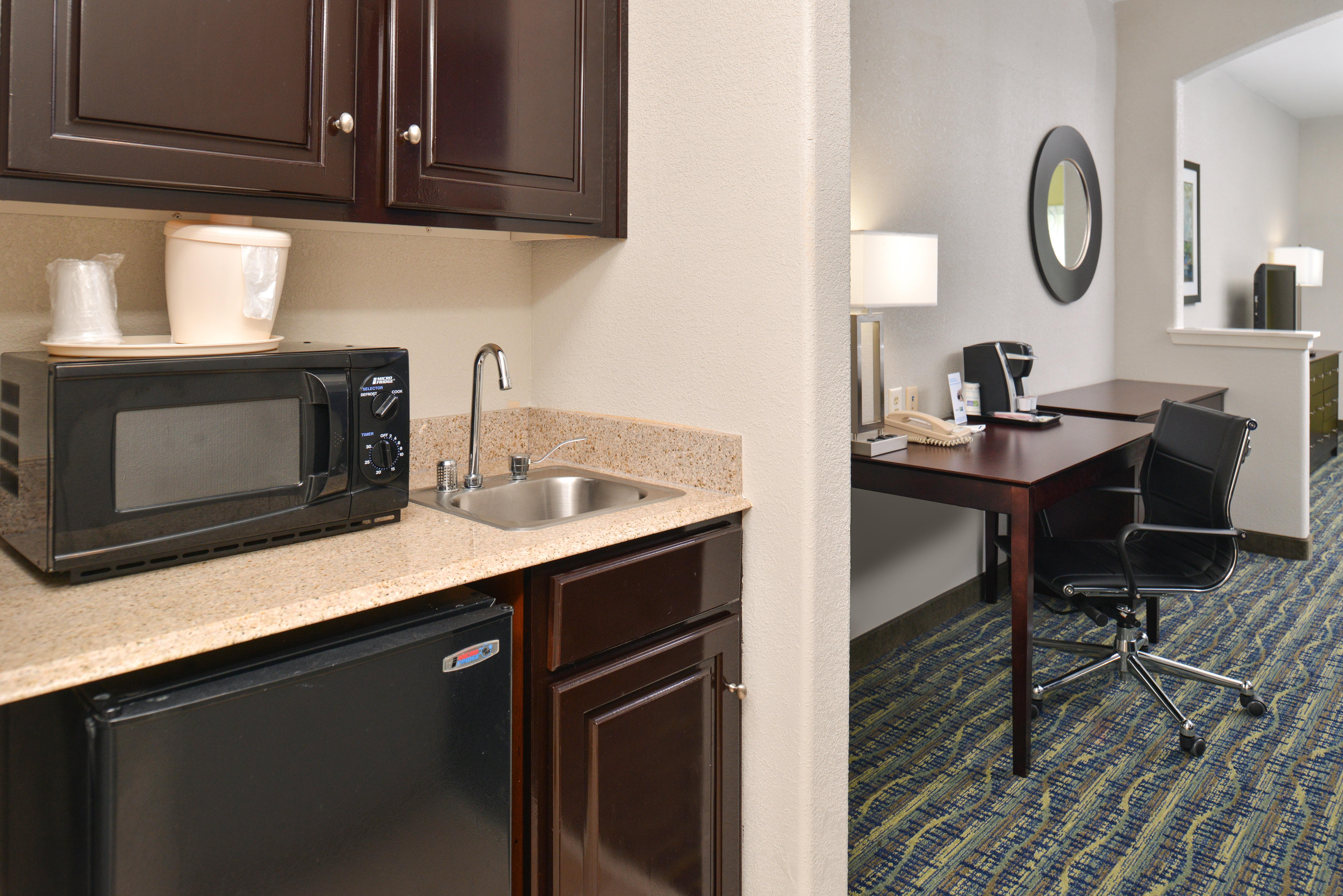 Holiday Inn Express & Suites San Antonio South Εξωτερικό φωτογραφία