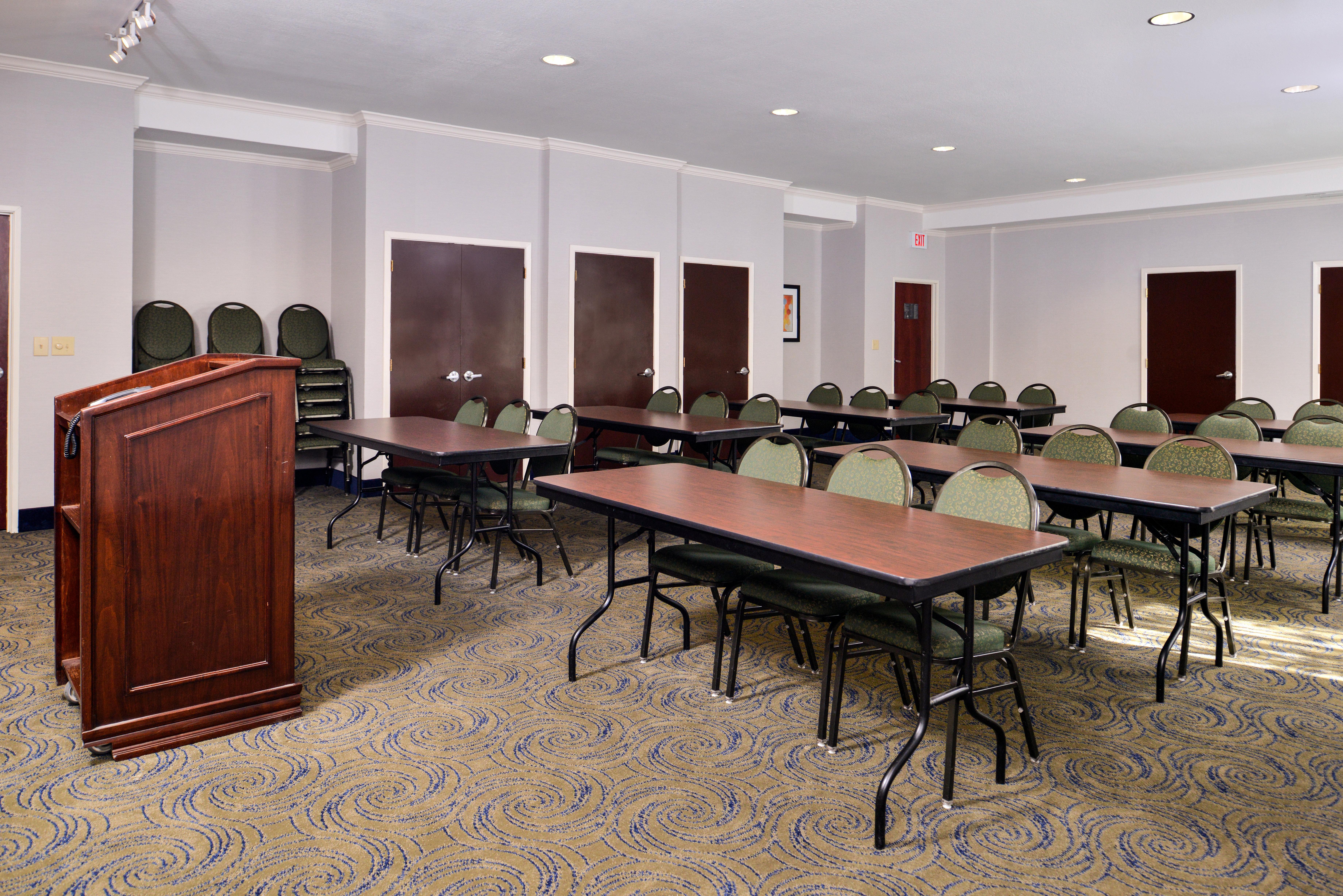 Holiday Inn Express & Suites San Antonio South Εξωτερικό φωτογραφία