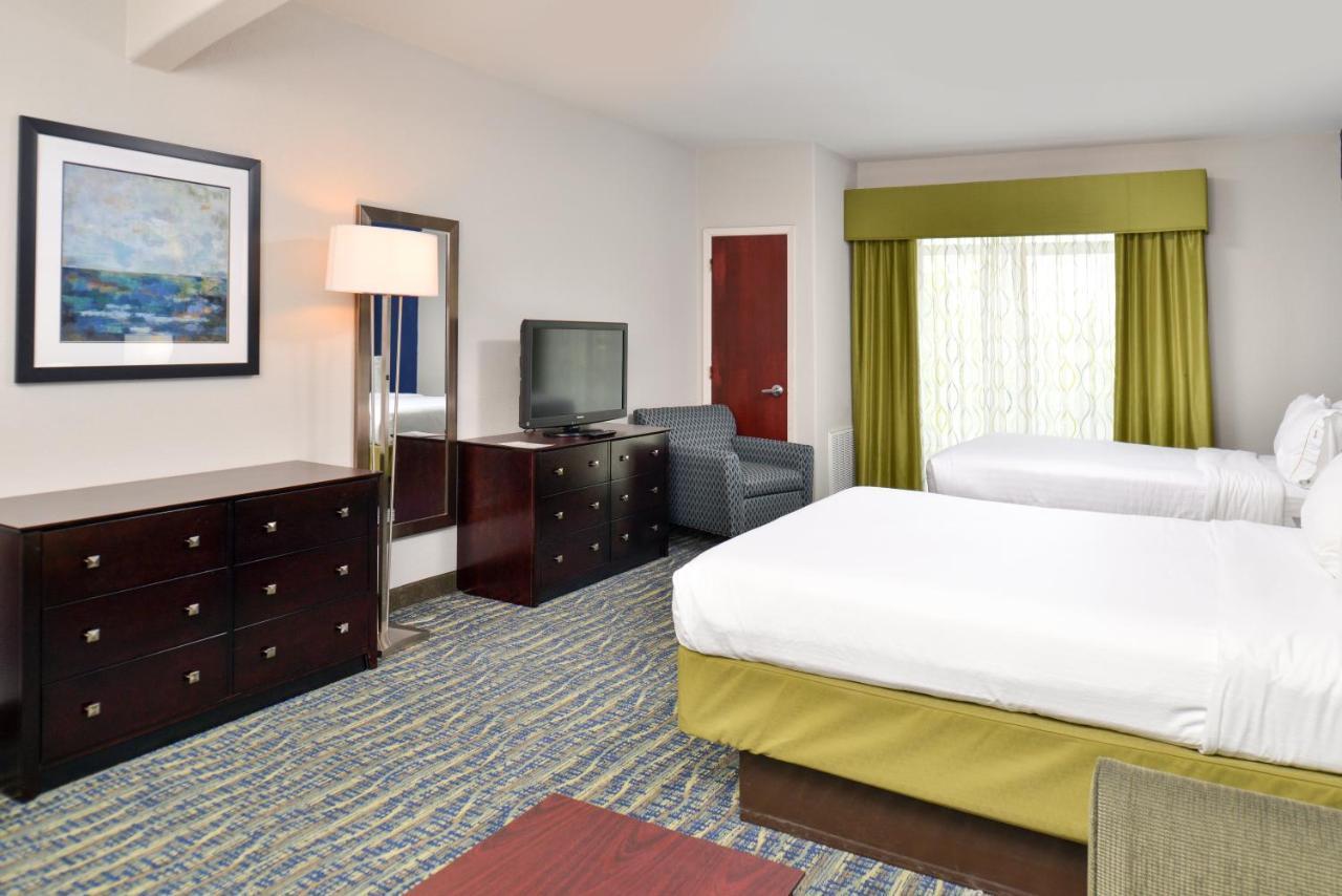 Holiday Inn Express & Suites San Antonio South Εξωτερικό φωτογραφία